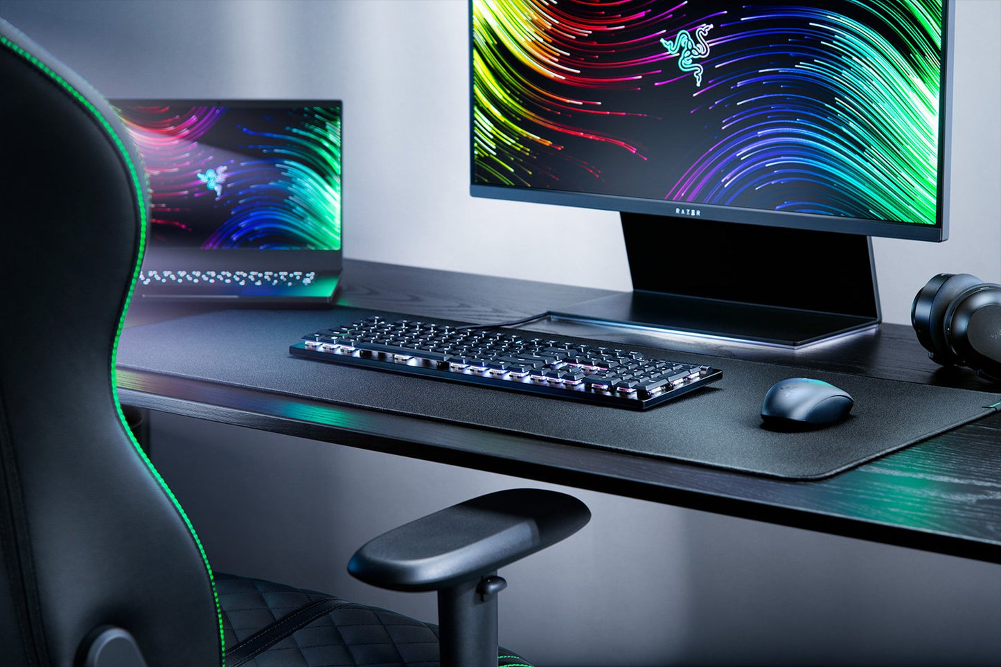 RAZER DEATHSTALKER V2 KEYBOARD