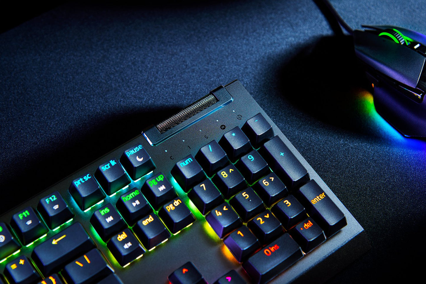 RAZER BLACKWIDOW V4 X KEYBOARD GREEN